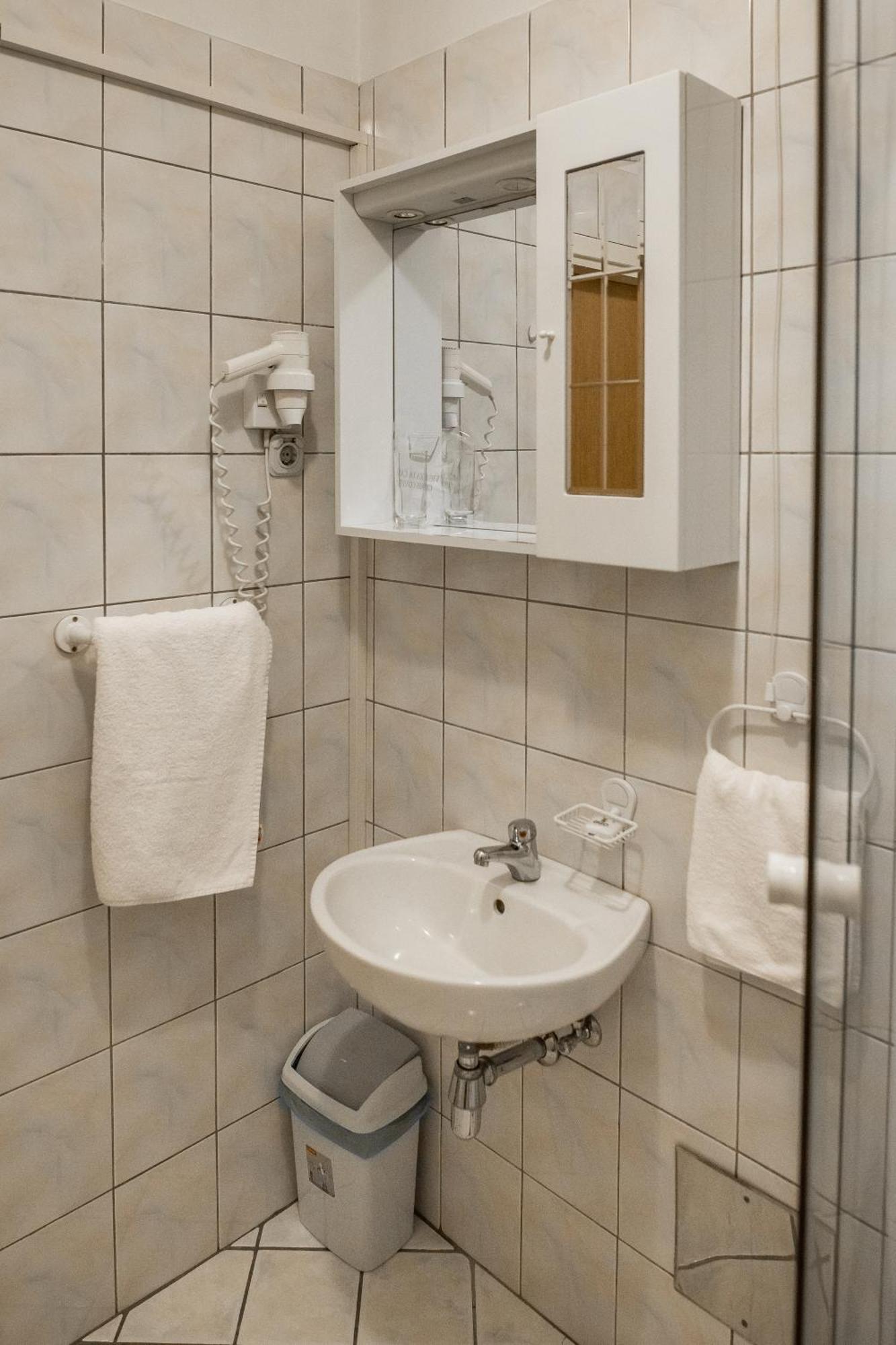 Hotel Carlstadt Karlovac Kamer foto