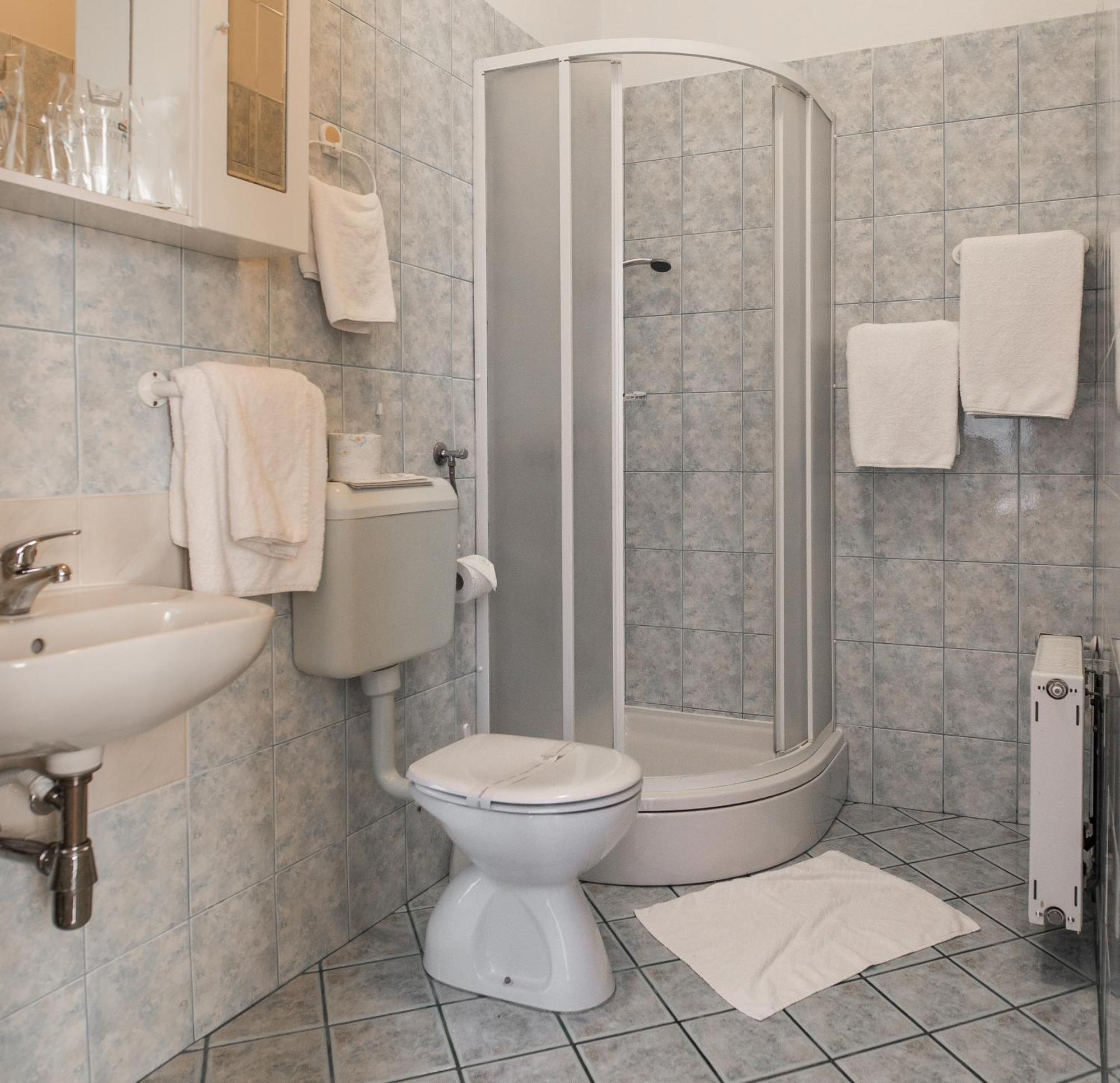 Hotel Carlstadt Karlovac Buitenkant foto