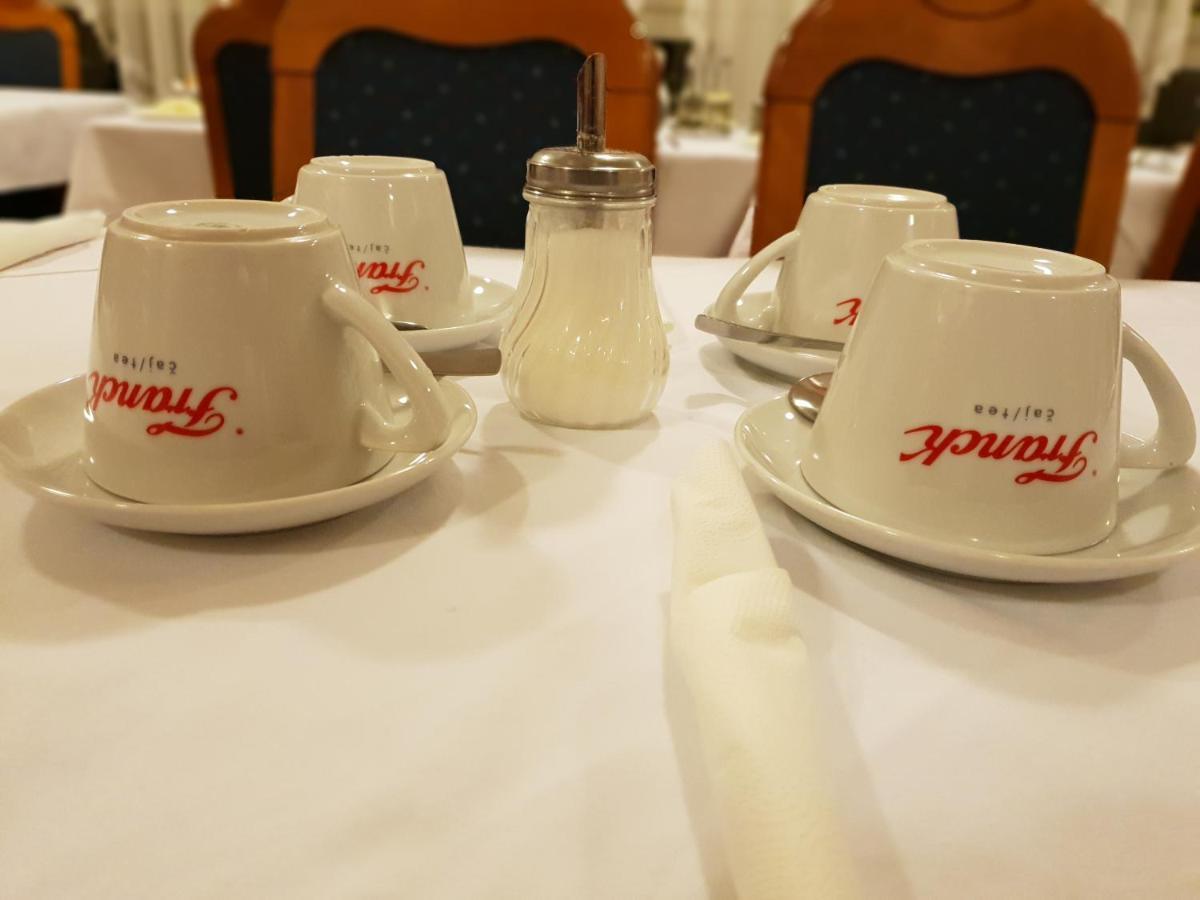 Hotel Carlstadt Karlovac Buitenkant foto