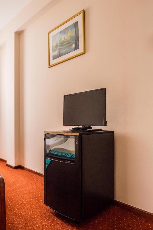 Hotel Carlstadt Karlovac Buitenkant foto